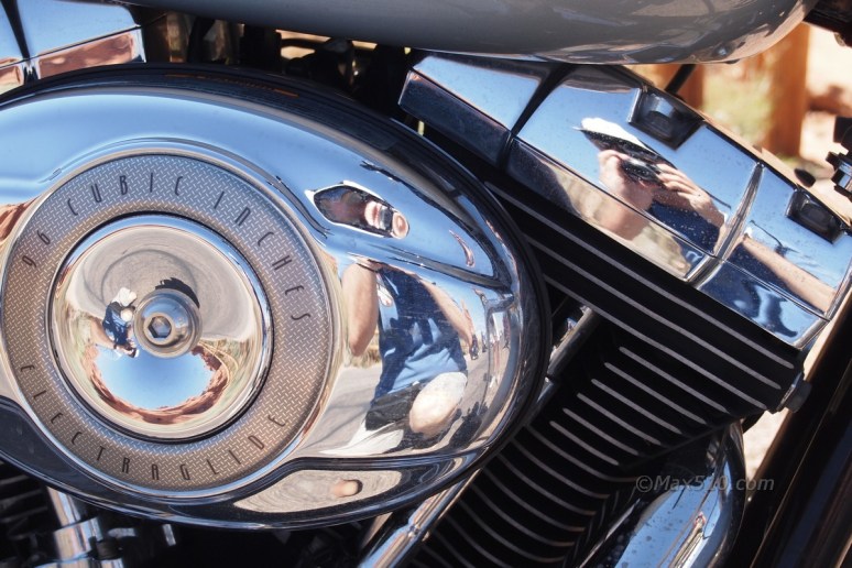 reflection inside a queen...